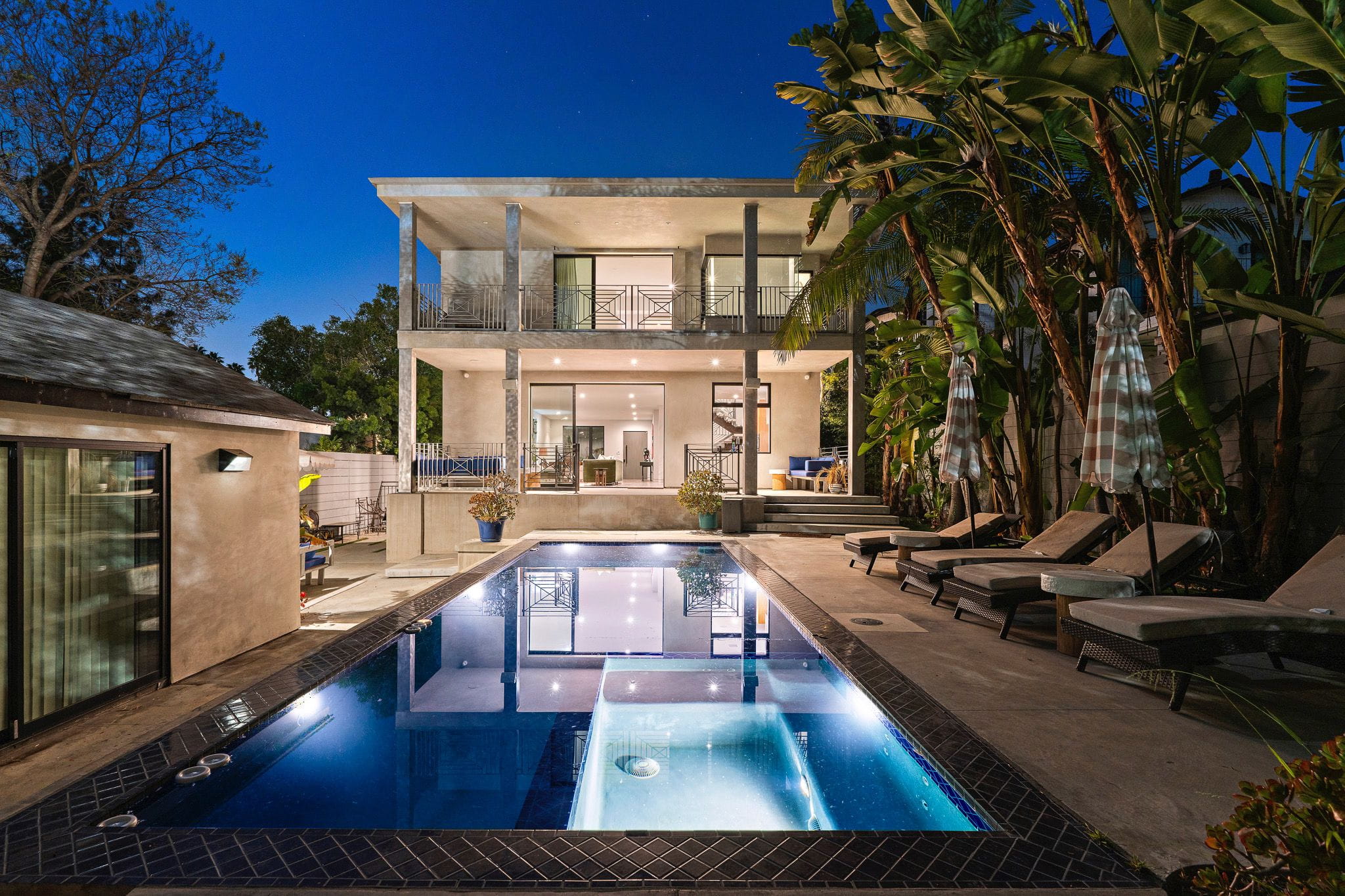 1724 Sierra Bonita 5-Bedroom 5.5 Baths Home With Pool