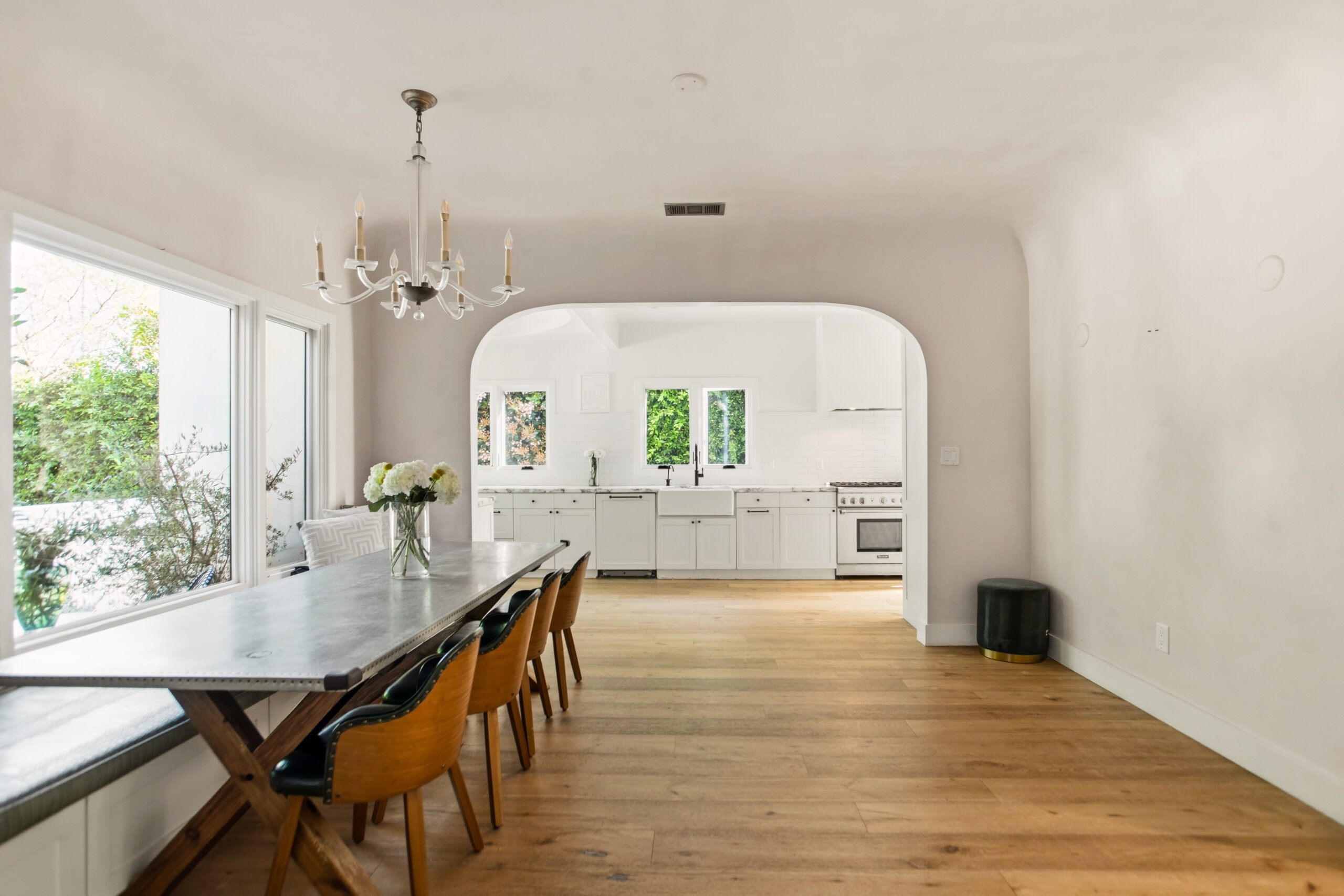 327 N Edinburgh Ave, Los Angeles, CA 90048